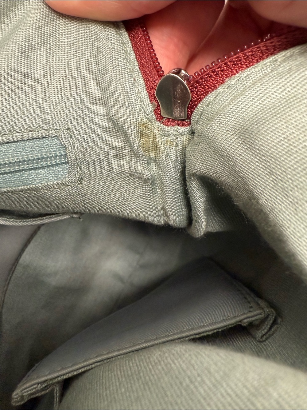 Hobo International Vintage Minimalist Crossbody - Picture 13 of 14